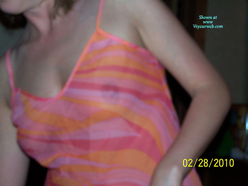 Pic #1 Topless Amateur Very Shy Wife