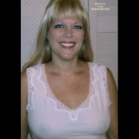 Shannon Xxoo - Better When Wet