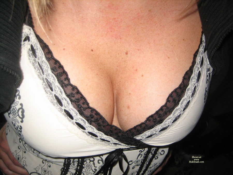Pic #1Pulled A Hottie Down The Pub