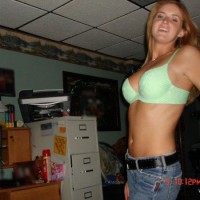Pic #1Topless Amateur Home Show