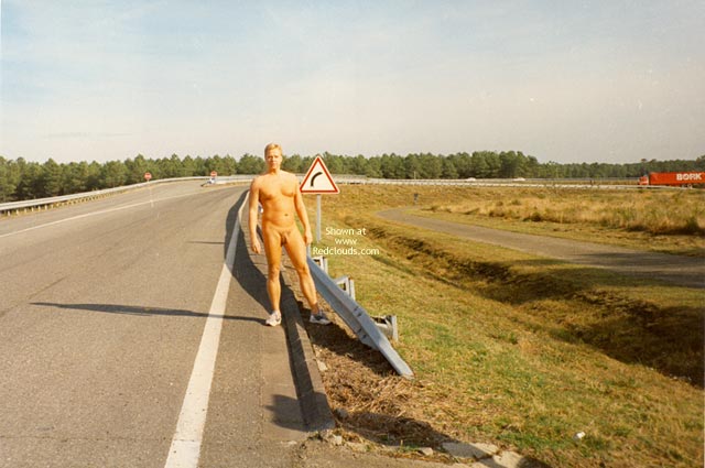 Pic #1M* Flashing In France