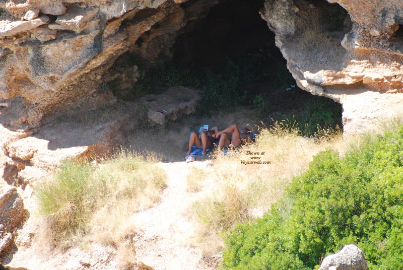 Pic #1Beach Voyeur:&nbsp;*NW Young And Beauty