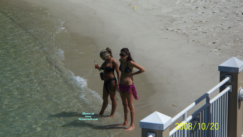 Pic #1Nude Amateur:&nbsp;Vacation Pics
