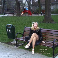 Pic #1Suzy on park bench