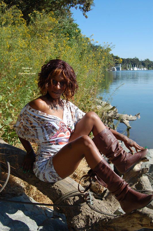 Pic #1 Topless Friend:&nbsp;Ebony By The River