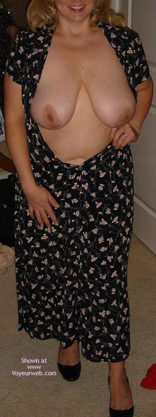 Pic #1Voluptous L - Stripping Off Dress 2