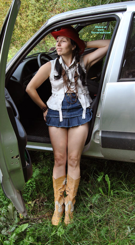 Pic #1 Nude Wife:&nbsp;I Need A Teacher On Driving Of Car