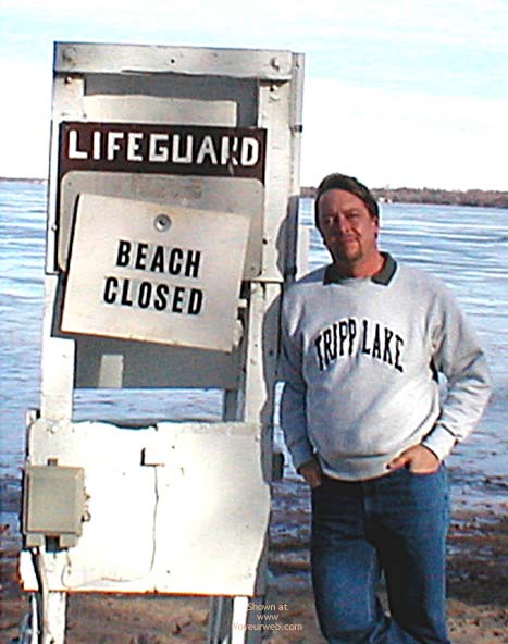 Pic #1M* The Real Men Of Voyeurweb A Warm Winter Day