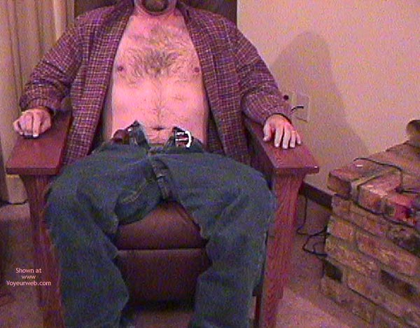 Pic #1M* More Horsnround For The Ebb Gals