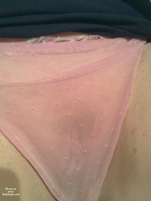 Pic #1Suzie Likes To Play!!