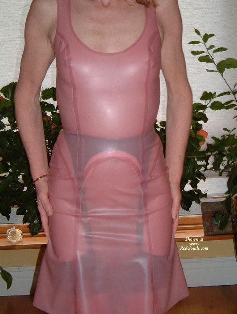 Pic #1Lady In Rubber