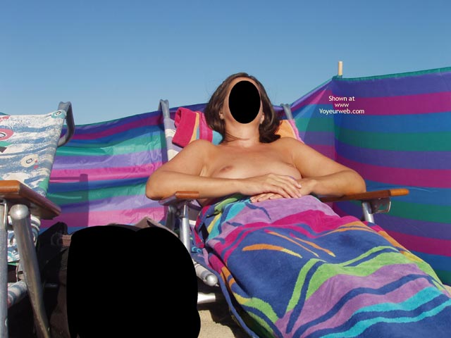 Pic #1E - 44 Y.o. Goes To The Beach