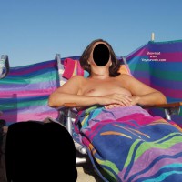 E - 44 Y.o. Goes To The Beach