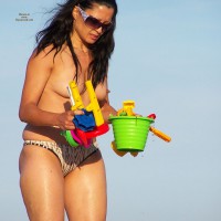 Pic #1 Beach Voyeur:&nbsp;Mature Beach