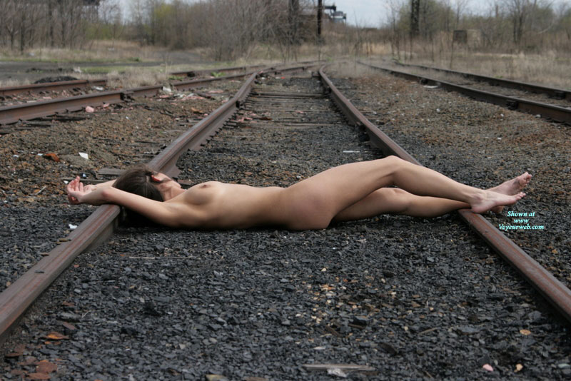 Pic #1Nude Friend:&nbsp;Liza In The Old Train Yard