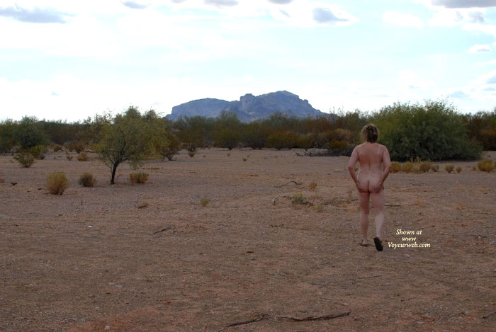 Pic #1Nude Amateur:&nbsp;Funbagos Lost In The Desert