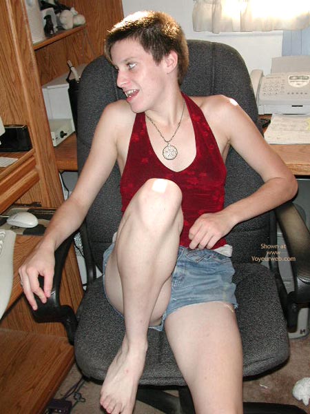 Pic #1Gothic Hottie In Our Office