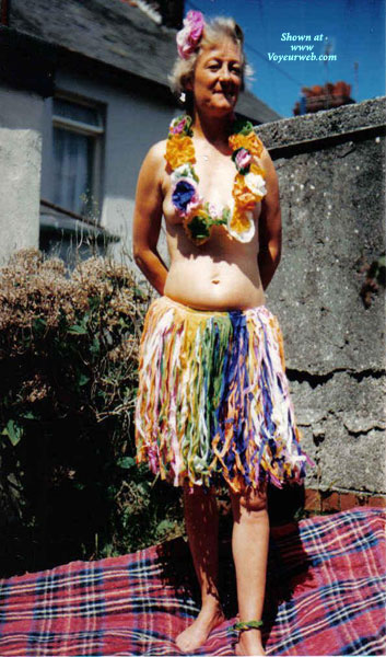 Pic #1Nude Amateur My Mary