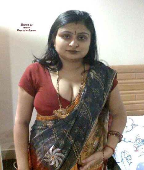 Pic #1 Topless Friend's Wife Big Boob Indian Wife