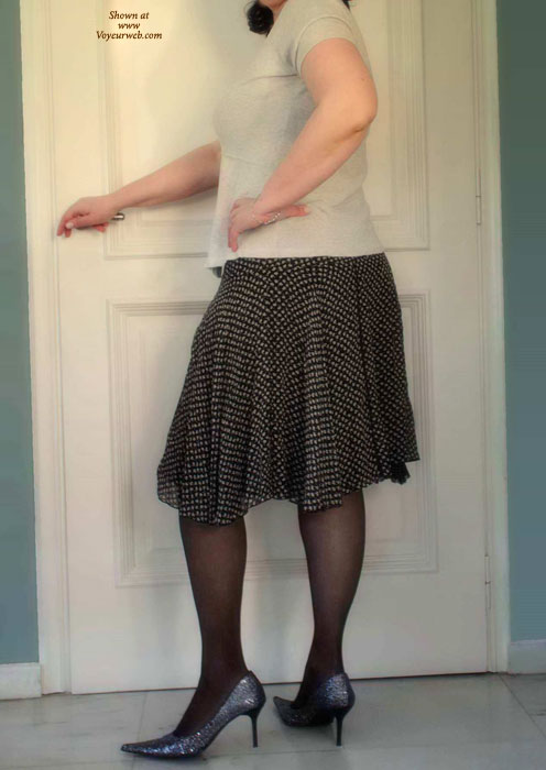 Pic #1 Pantieless Amateur Niki at 52