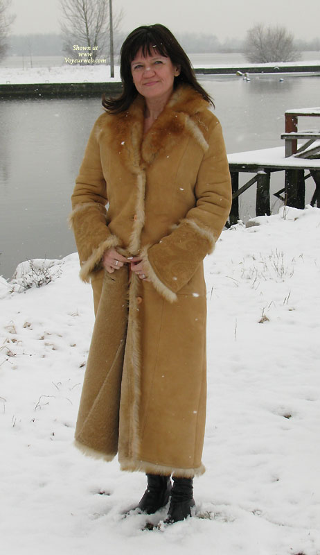 Pic #1 Nude Amateur:&nbsp;*SC Cold In Snow