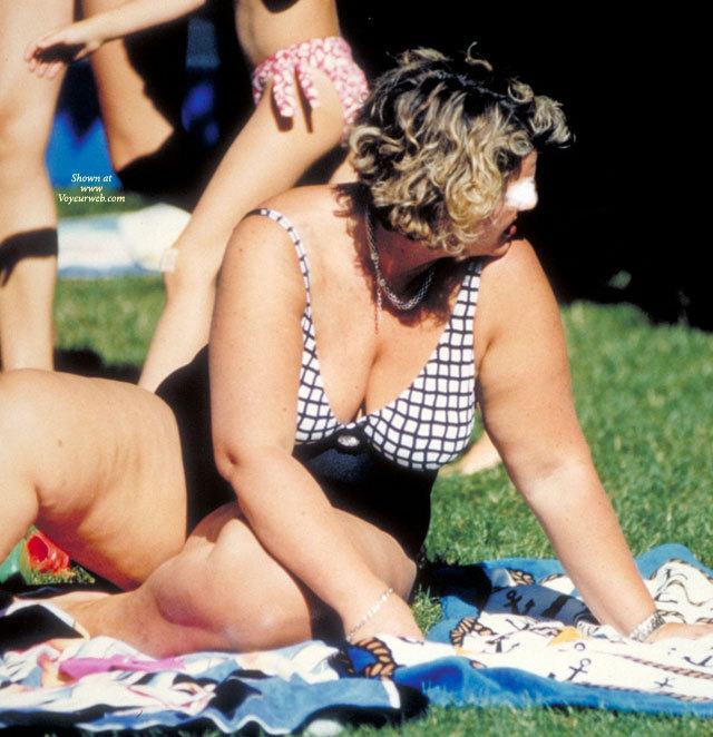 Pic #1 Maria Zeigt Ihre Nacken Br&uuml;ste