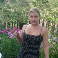 Topless Wife's Friend:&nbsp;Village