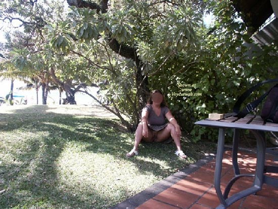 Pic #1Naked In Paradise