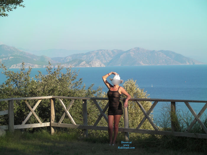 Pic #1Full Of Eastern Promise