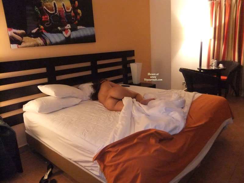 Pic #1 Esposa Latina