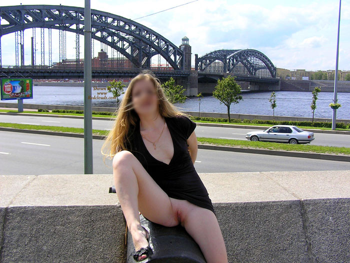 Pic #1Milena On Cannons