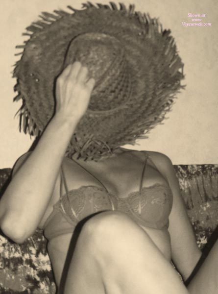 Pic #1Newcomer Barb (first Contri)