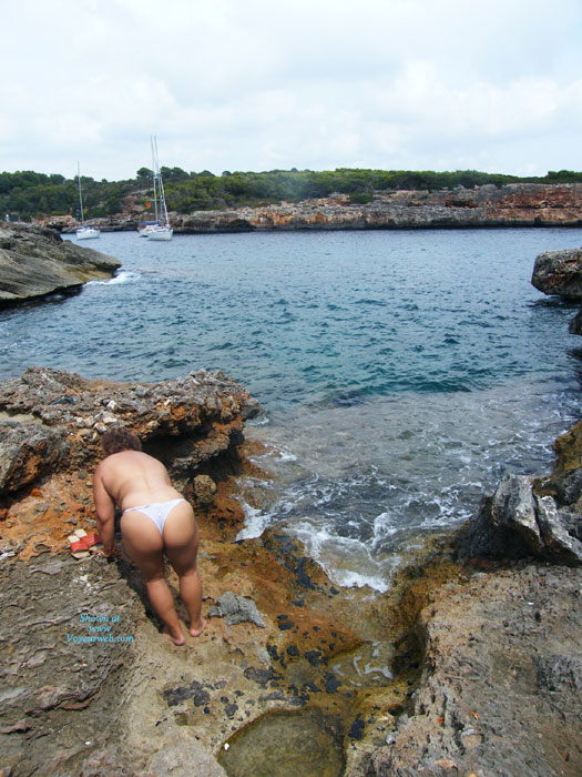 Pic #1Sexy Moment In The Sea