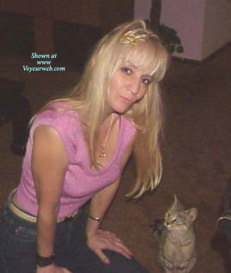 Pic #1Run Around Sue