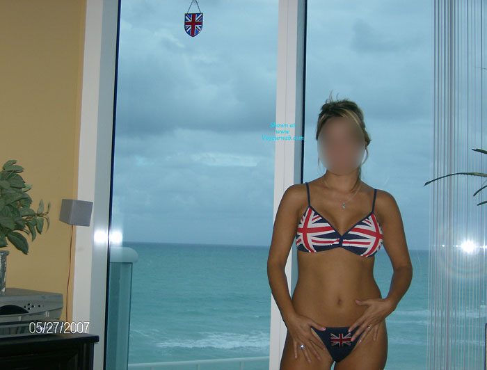 Pic #1 Ex Wife In British Bikini