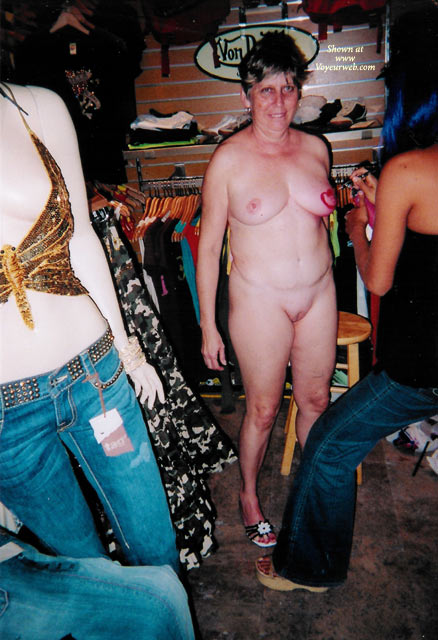 Pic #1Neva At Ff2005 - Set 3