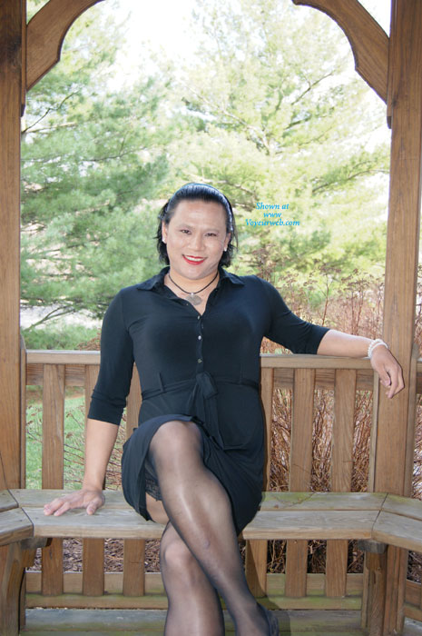 Pic #1Cd Posing