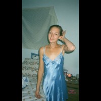 Pic #1 Niki In The Bedroom