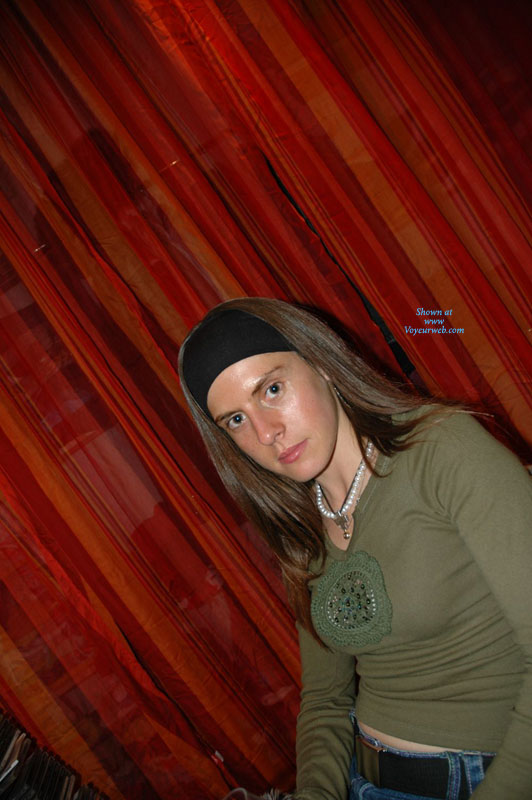 Pic #1Un Poco Mas De Anna