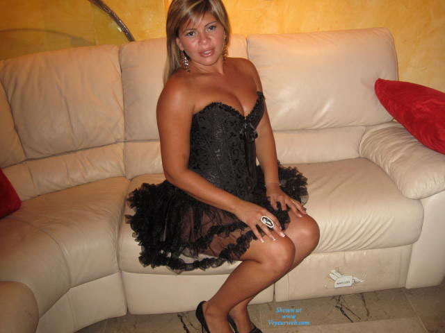 Pic #1 Un Poco Mas De Cristina