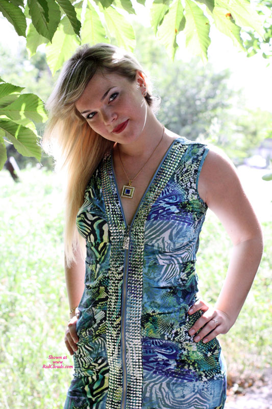 Pic #1Leona First Rc