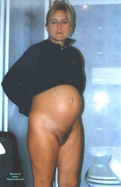 Pic #1Pregnant Italian 02