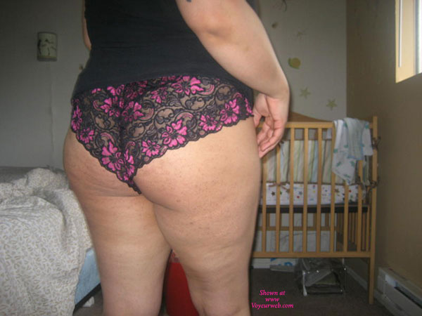 Pic #1Her Ass Cakes