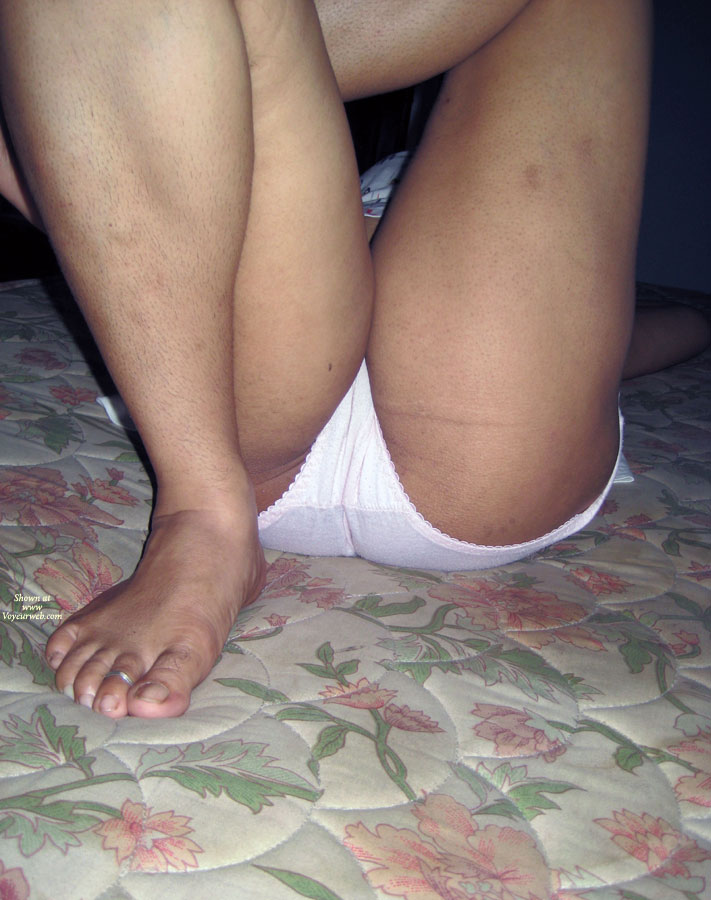 Pic #1 Shy Indian Wife Ass