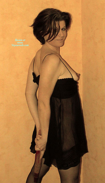 Pic #1 Still Shy ? / Toujours Timide ?