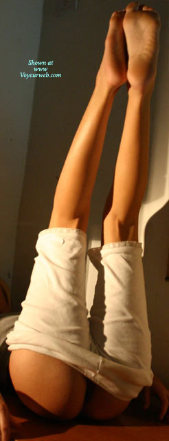 Pic #1Kitty Desk Play