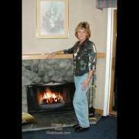 Pic #1Christie Takes a Licking and Starts Ticking Part 1