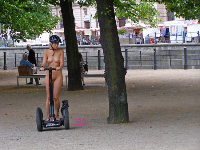 Pic #1Berlin Surprise