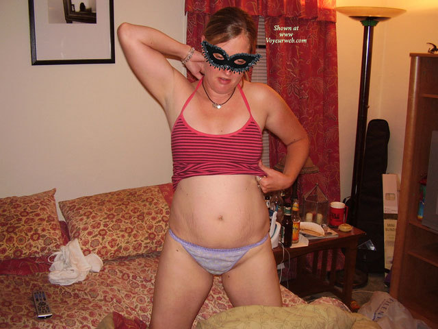 Pic #1 First Time 37yo Milf