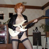 Pic #1Little Red Rocker